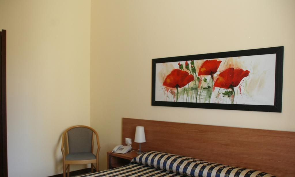 Hotel Ducale Vigevano Room photo